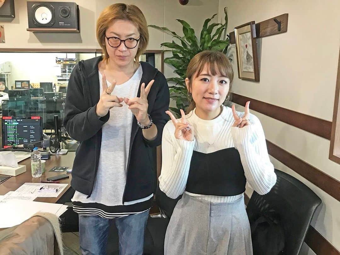 高橋みなみの「これから、何する？」さんのインスタグラム写真 - (高橋みなみの「これから、何する？」Instagram)「週の #これなに は 2020年！ターニングイヤースペシャル〜私変わります！  本日のゲストは🌟#古市憲寿 さん！  そして🌟#若新雄純 さんと一緒に2時間お届け！  これから、ジャパネットたかたしちゃう？では、優秀で話題の商品をご紹介！  #radiko はこちら http://radiko.jp/share/?sid=FMT&t=20200218130000  #tokyofm」2月18日 13時08分 - korenanitfm