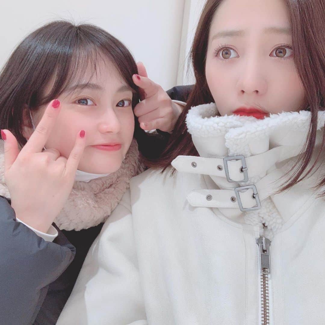 山内優花のインスタグラム：「Instagramに載せるのは﻿ いわゆる"映えている" とか、﻿ なんだかオシャレな写真じゃなきゃいけない﻿ ﻿ のではないか、と思って﻿ ﻿ 躊躇に躊躇を重ねて﻿ ﻿ ものすごい更新を怠っていましたが﻿ 流石に更新します。﻿ ﻿ 私は友達とかに　撮るよ　と言われて﻿ 撮る写真も、﻿ 自分で撮る自撮りもあまり﻿ 得意ではなくて、﻿ ﻿ 撮影です　ってなってやっと﻿ 撮られることが大丈夫になるくらい﻿ 日常で写真を撮られるのが不得意です。﻿ ﻿ だからいつもInstagramは﻿ 悩んでしまうんだけど﻿ まぁ私は私でいっか﻿ ﻿ な感じでやっていきますっ﻿  #能條愛未　#あみゆか」