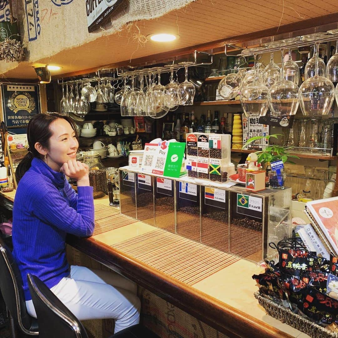 若林翔子のインスタグラム：「* * 綺麗な店主さんがいる おしゃれなカフェ発見です🥰🥰🥰 #KHB #チャージ　#旬感さんぽ #宮城　#カフェ #店主さん #おなじしょうこ #しょうこ仲間　#綺麗で憧れちゃう #身体に良いものいっぱい #来週月曜17:36〜」