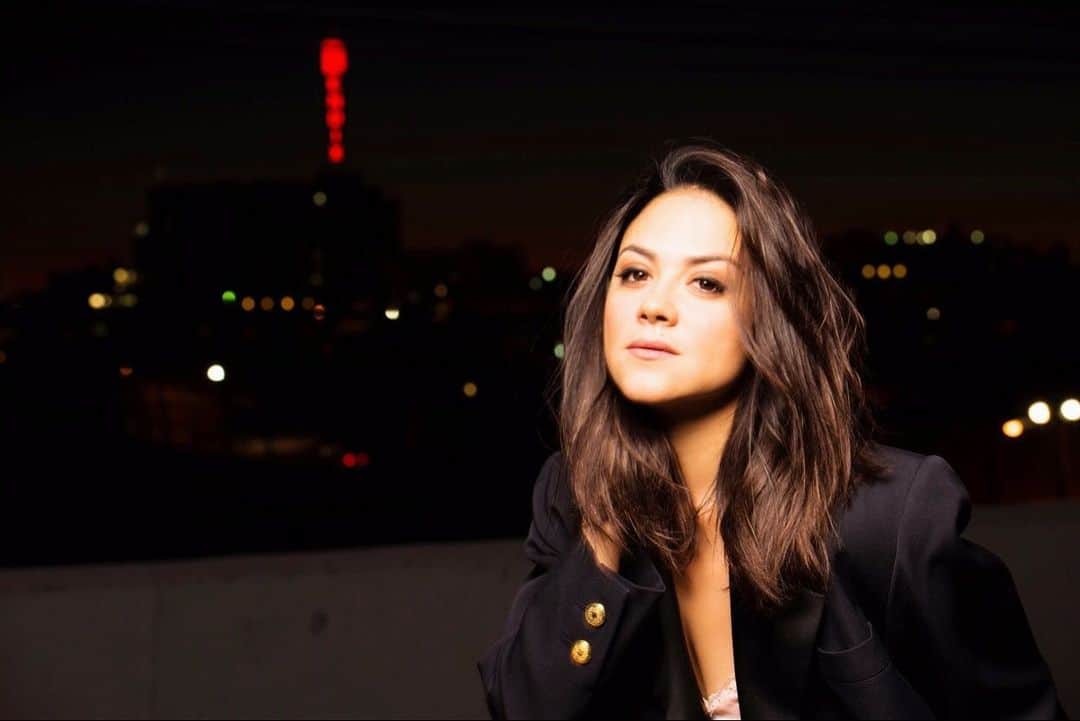 カミーユ・グアティのインスタグラム：「If you fancy a read...take a peak...”Hollywood Actress Camille Guaty Co-Founded A Non-Profit To Benefit Foster Care Children.” By Cheryl Robinson @forbes . . Link in bio* . With our big event only 2 months away I’m excited to bring more awareness to @thefosteradream. Please message me if you want to be a part of our May 2nd event and thank you @forbes for caring about the cause😊 . . 📷 @bradenmoran」