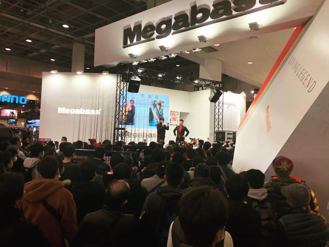 Megabass Inc.のインスタグラム：「Fishing Show OSAKA 2020 #megabass #メガバス #mymegabass #伊東由樹 #YukiIto #今江克隆 #KatsutakaImae #IxI #アイバイアイ #fishingshowosaka2020 #フィッシングショー大阪2020 #フィッシングショー #bassfishing #lurefishing #sportsfishing」