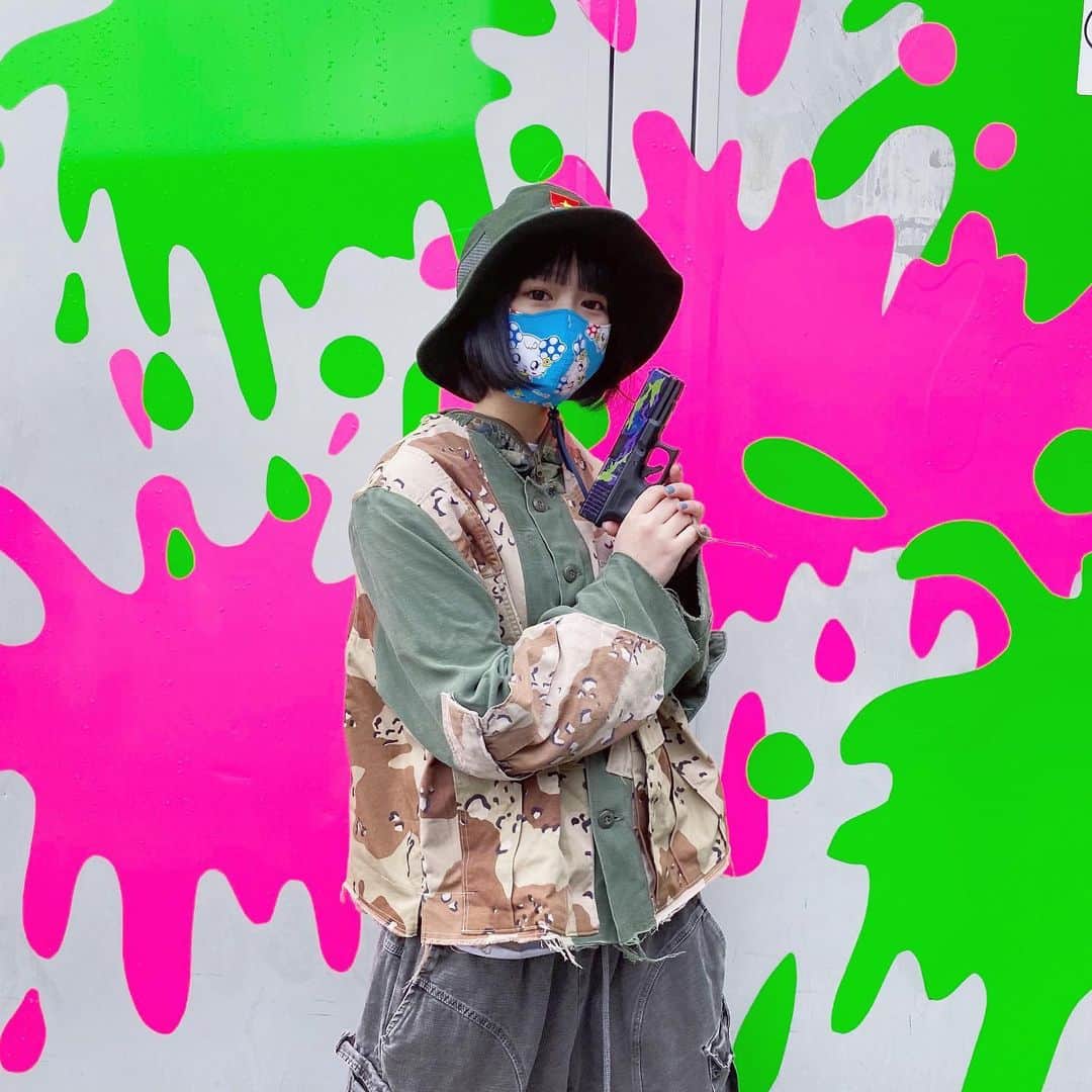 中川美優さんのインスタグラム写真 - (中川美優Instagram)「ベトナムで買ったベトナム帽と謎のキャラクターマスクで挑んだサバゲー🇻🇳めちゃくちゃ目立って狙われる」2月18日 16時10分 - nakagawamiyuu
