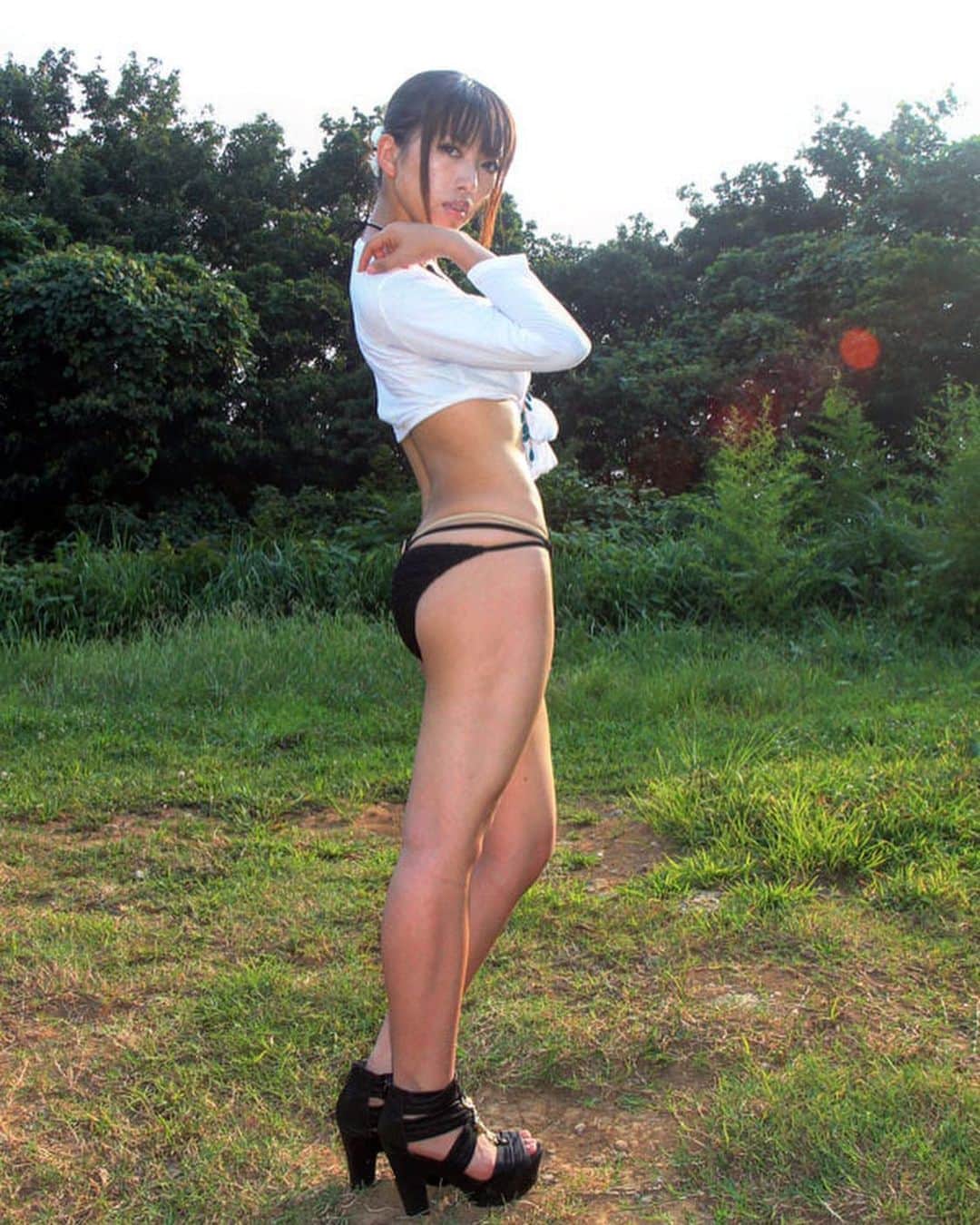 みりどる乙夜さんのインスタグラム写真 - (みりどる乙夜Instagram)「My body is made by CQB training 😁 #portrait #portraitphotography #model #portraitmodel #japanesegirl #japanese #bikini #fitness #fitnessgirl #gym #beautifulbody #body #diet #militarydiet #militaryidol #5yearsago #ビキニ #グラビア #雑誌 #水着 #ポートレート #モデル #乙夜 #軍模 #ダイエット #筋トレ #筋トレ女子 #5年前 #過去写真」2月18日 16時35分 - itsuya_miridoru