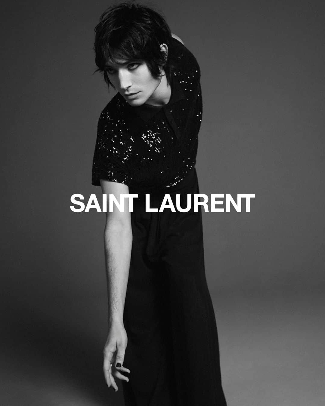 サンローランさんのインスタグラム写真 - (サンローランInstagram)「EZRA MILLER - SPRING SUMMER 20  #YSL30 by ANTHONY VACCARELLO  PHOTOGRAPHED by DAVID SIMS  #YSL #SaintLaurent #YvesSaintLaurent @anthonyvaccarello」2月19日 3時00分 - ysl