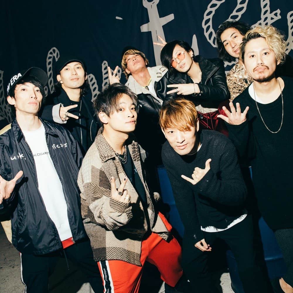 のインスタグラム：「Sunrise In My Attache Case 高校の時からバンドやってた先輩が新しく組んだバンド。 青春は死なない。みんなの"今"もいつか青春になるんだよ。」