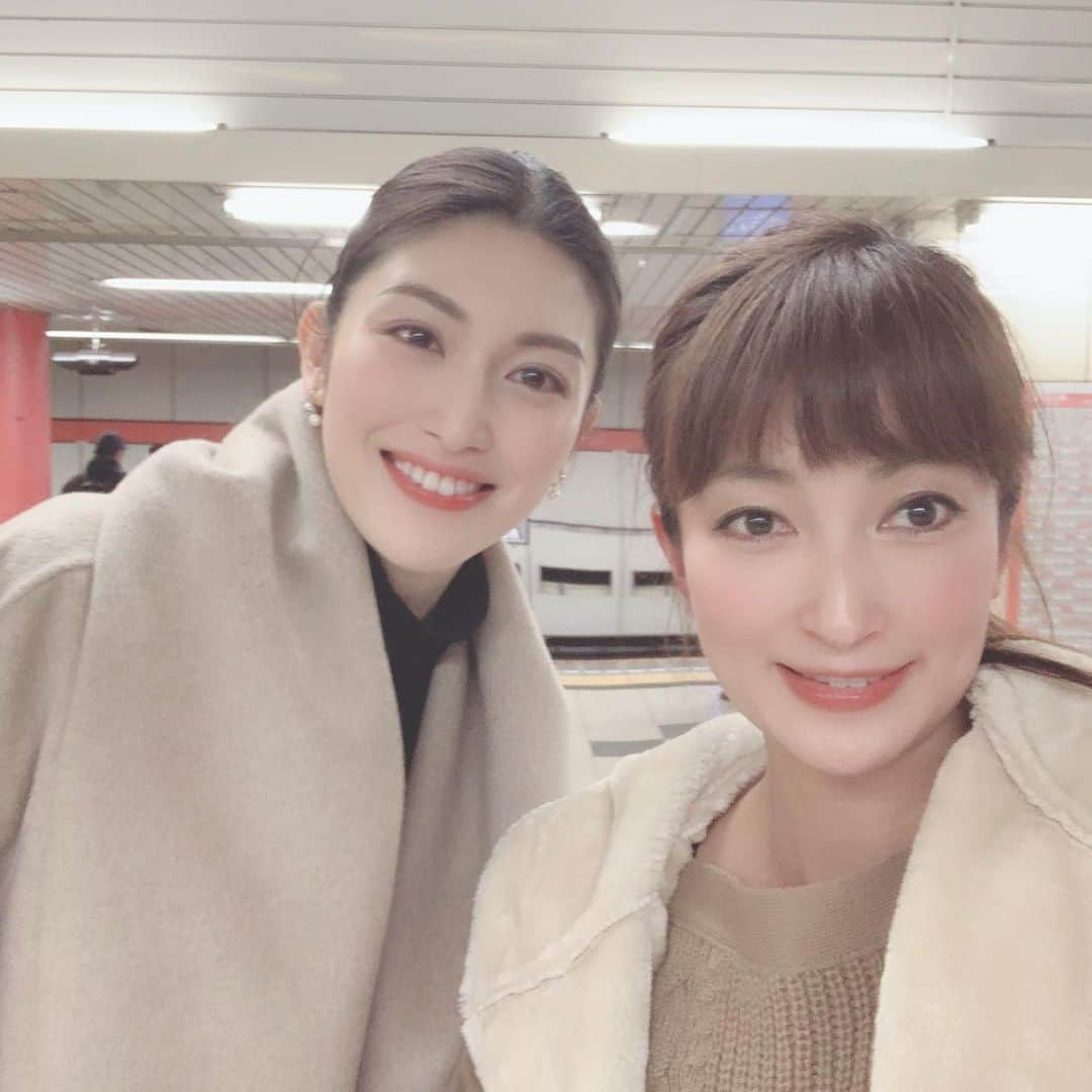 櫻井麻美のインスタグラム：「じゅりさんと学びの時間☺️ ・ #時差投稿」