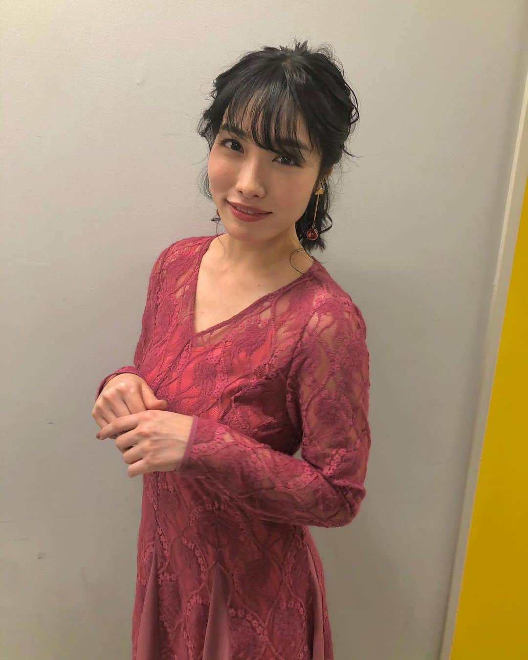 今野杏南さんのインスタグラム写真 - (今野杏南Instagram)「* ABCテレビ、テレビ朝日「トリニクって何の肉!?」 今夜21時から放送です🤗 初めてのクイズ番組でしたがとても楽しい収録でした🌸 是非ご覧ください🥰」2月18日 18時56分 - anna_konno0615