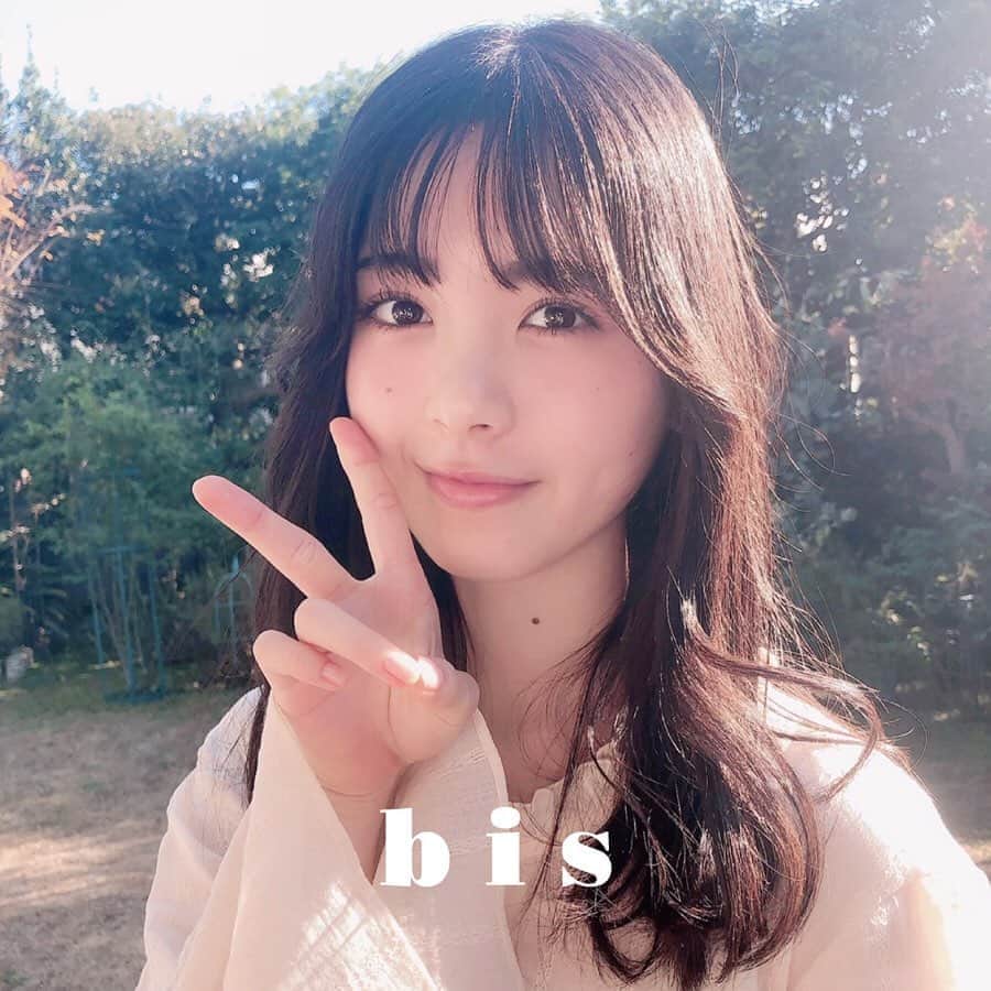 bis_web bis [ビス] さんのインスタグラム写真 - (bis_web bis [ビス] Instagram)「﻿ ⭐️ 𝐧𝐞𝐰 𝐢𝐬𝐬𝐮𝐞 ⭐️﻿ ﻿ bis March 2020﻿ ﻿ 𝐷𝑟𝑒𝑎𝑚𝑦 𝐷𝑟𝑒𝑎𝑚𝑦﻿ - ずっと見続ける夢 -﻿ ﻿ 筒井あやめちゃんのオフショットをご紹介🌷﻿ 乃木坂46の3人で登場する「Girl’s picnic rules with Nogizaka 46」の企画に登場しています✨﻿ ﻿ ﻿ ❤︎購入特典❤︎﻿ チェキが当たるかも？！🎁本誌購入者限定で応募できます。ぜひチェックしてね！﻿ ﻿ ▼bis 3月号はこちらから予約できるよ🌛﻿ https://amzn.to/2RnqRIg﻿ ﻿ 今後の告知をお見逃しなく！﻿ @bis_web をフォローしてね🧸﻿ ﻿ ﻿ #筒井あやめ #乃木坂46  #オフショット #bis_web」2月18日 19時41分 - bis_web