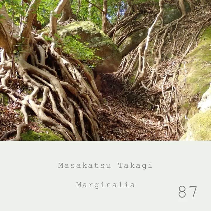 高木正勝のインスタグラム：「３年前ソロモン諸島にて、窓を開け放って自然とたわむれたピアノのアルバムを作ろうと思いついたのですが、帰りの飛行機で書いたメモ帳には「YMENE 2」と書いていました。もう一度、ぐるり、誕生へ。  Marginalia マージナリア　#87  https://takagimasakatsu.bandcamp.com/album」