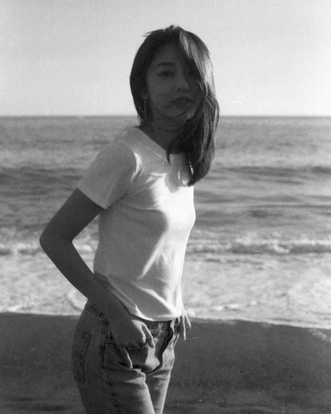 江藤百香のインスタグラム：「Film by my best friend 🖤」