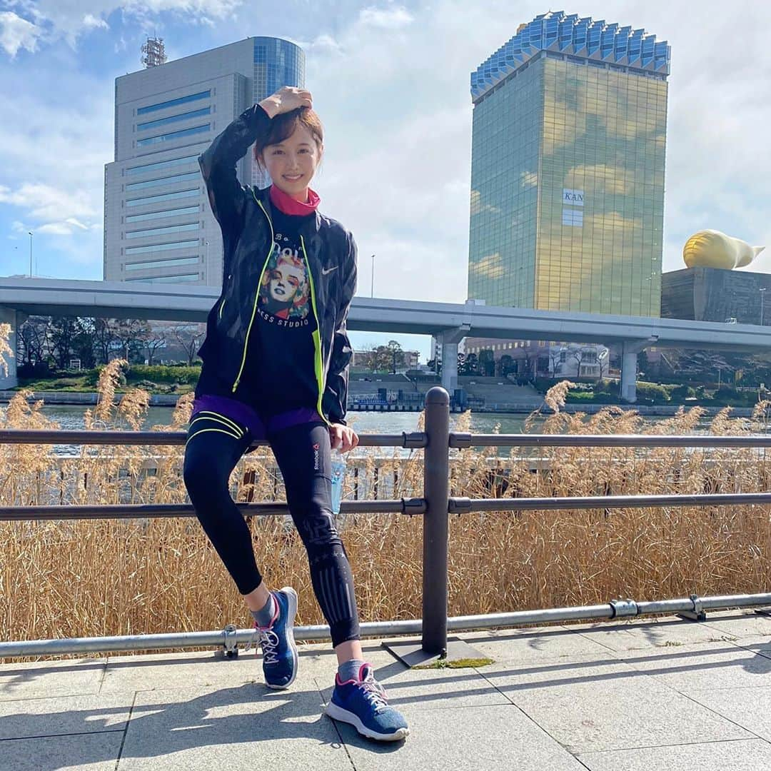 熊江琉唯さんのインスタグラム写真 - (熊江琉唯Instagram)「久しぶりの昼ランニング🏃‍♀️楽しい！！✨ ．  太陽たくさん浴びたからかな、なんか元気になりました😊☀️ ． 都内のおすすめランニングコースあったら教えてください❣️ #running #RUN #model #fitness #sports #training #ランニング　#ランニング女子　#マラソン練習　#ジョギング　#モデル　#ランニングウェア」2月18日 20時52分 - ruikumae