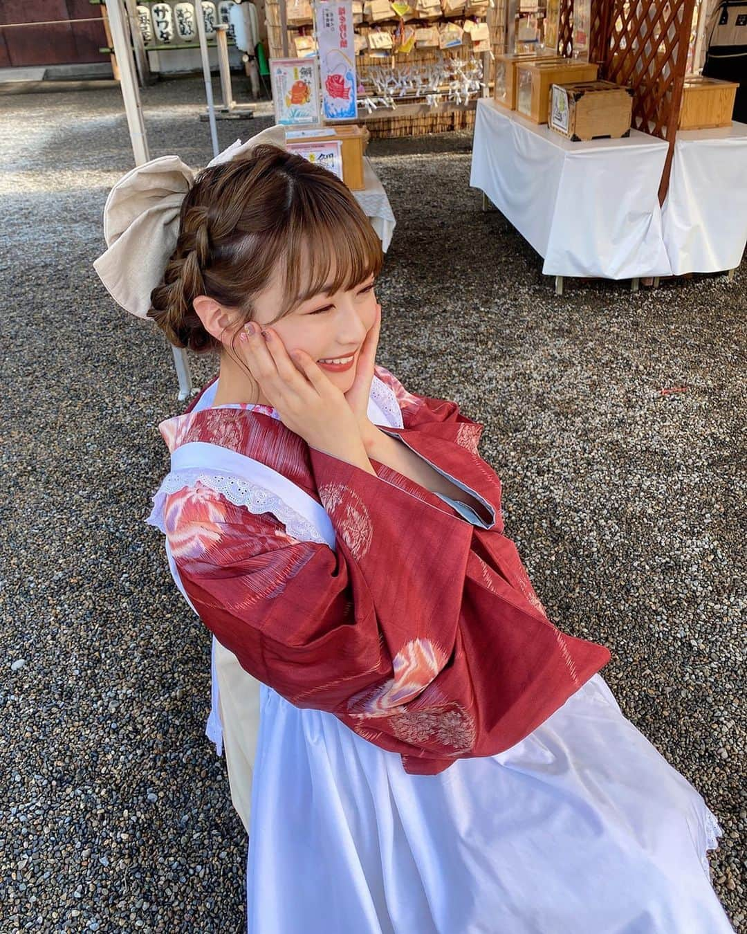 森下愛里沙(もりしたありさ) さんのインスタグラム写真 - (森下愛里沙(もりしたありさ) Instagram)「ㅤㅤㅤㅤㅤㅤㅤㅤㅤㅤㅤㅤㅤ ㅤㅤㅤㅤㅤㅤㅤㅤㅤㅤㅤㅤㅤ ㅤㅤㅤㅤㅤㅤㅤㅤㅤㅤㅤㅤㅤ ㅤㅤㅤㅤㅤㅤㅤㅤㅤㅤㅤㅤㅤ 3度目の投稿ごめんなさい😹🎀 スライドしてね👉 ㅤㅤㅤㅤㅤㅤㅤㅤㅤㅤㅤㅤㅤ ㅤㅤㅤㅤㅤㅤㅤㅤㅤㅤㅤㅤㅤ ㅤㅤㅤㅤㅤㅤㅤㅤㅤㅤㅤㅤㅤ ㅤㅤㅤㅤㅤㅤㅤㅤㅤㅤㅤㅤㅤ 今日はお仕事で長野県へ行ってきまし た！ ㅤㅤㅤㅤㅤㅤㅤㅤㅤㅤㅤㅤㅤ 芸能のお仕事を始めてずっとやりたいと思っていた 『地元のお仕事』 ついに叶えることができました😭👏🏻 ㅤㅤㅤㅤㅤㅤㅤㅤㅤㅤㅤㅤㅤ ㅤㅤㅤㅤㅤㅤㅤㅤㅤㅤㅤㅤㅤ 決まった時は本当に嬉しくて、 今日はとっても緊張したけど頑張れました😉 ㅤㅤㅤㅤㅤㅤㅤㅤㅤㅤㅤㅤㅤ ㅤㅤㅤㅤㅤㅤㅤㅤㅤㅤㅤㅤㅤ 改めて実感したことだけど 長野の人本当に暖かくて涙が出そうでした。 撮影中、寒さと戦いつつも懐かしさに浸っていました(笑 ㅤㅤㅤㅤㅤㅤㅤㅤㅤㅤㅤㅤㅤ ㅤㅤㅤㅤㅤㅤㅤㅤㅤㅤㅤㅤㅤ ㅤㅤㅤㅤㅤㅤㅤㅤㅤㅤㅤㅤㅤ もっともっと頑張るぞ💪🏻💪🏻 ㅤㅤㅤㅤㅤㅤㅤㅤㅤㅤㅤㅤㅤ ㅤㅤㅤㅤㅤㅤㅤㅤㅤㅤㅤㅤㅤ ㅤㅤㅤㅤㅤㅤㅤㅤㅤㅤㅤㅤㅤ ㅤㅤㅤㅤㅤㅤㅤㅤㅤㅤㅤㅤㅤ ㅤㅤㅤㅤㅤㅤㅤㅤㅤㅤㅤㅤㅤ ㅤㅤㅤㅤㅤㅤㅤㅤㅤㅤㅤㅤㅤ 緊張して疲れてしまったので 今日は早めに寝たいと思います😪笑 ㅤㅤㅤㅤㅤㅤㅤㅤㅤㅤㅤㅤㅤ ㅤㅤㅤㅤㅤㅤㅤㅤㅤㅤㅤㅤㅤ ㅤㅤㅤㅤㅤㅤㅤㅤㅤㅤㅤㅤㅤ ㅤㅤㅤㅤㅤㅤㅤㅤㅤㅤㅤㅤㅤ  ㅤㅤㅤㅤㅤㅤㅤㅤㅤㅤㅤㅤㅤ #さわだ屋 #浅草 #浅草食べ歩き #浅草寺 #浅草着物レンタル #着物 #着物レンタル #着物ヘア #着物ヘアアレンジ #ヘアアレンジ #和服 #和装 #袴 #エプロン #長野 #長野県 #地元 #like4likes #l4l #instagood #instalike」2月18日 20時50分 - mini.ari