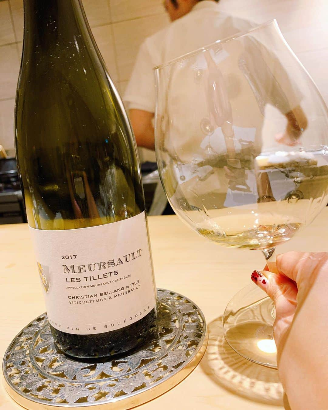 濱野りれさんのインスタグラム写真 - (濱野りれInstagram)「Reserved all seats of 'CHIUNE' ❤︎ Taking photos of food is prohibited, so I took photos of paired wines this time🍇 It was a wonderful dinner party surrounded by friends💋 Thank you for the top-grade taste that doesn't change anytime💜💜💜 -— -— ちうね貸切✨ 今回はワインをペアリングにしたから ワインのお写真を...🍷 お友達に囲まれてとっても楽しい食事会でした💕 変わらないハイクオリティな味をいつもありがとうございます😌❤️ -— -— #rirelog#chiune#innovative#innovativefusion#ginza#ginzatokyo #ginzagourmet #tokyorestaurant #tokyofoodie#tokyofoodies  #japanesefoods#japanesefoodlover#tokyoeats#tokyogourmet#tokyojapan#eatlover#pairingwine#美食#日本#イノベーティブ#イノベーティブフュージョン#銀座グルメ#チウネ#予約困難店#超予約困難#ワイン」2月18日 21時20分 - riregram