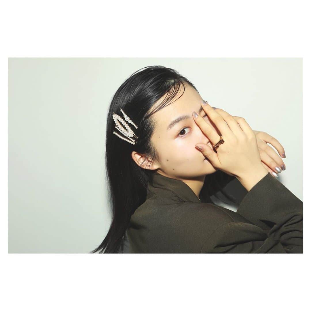 莉子さんのインスタグラム写真 - (莉子Instagram)「✌︎！」2月18日 21時40分 - riko_riko1204