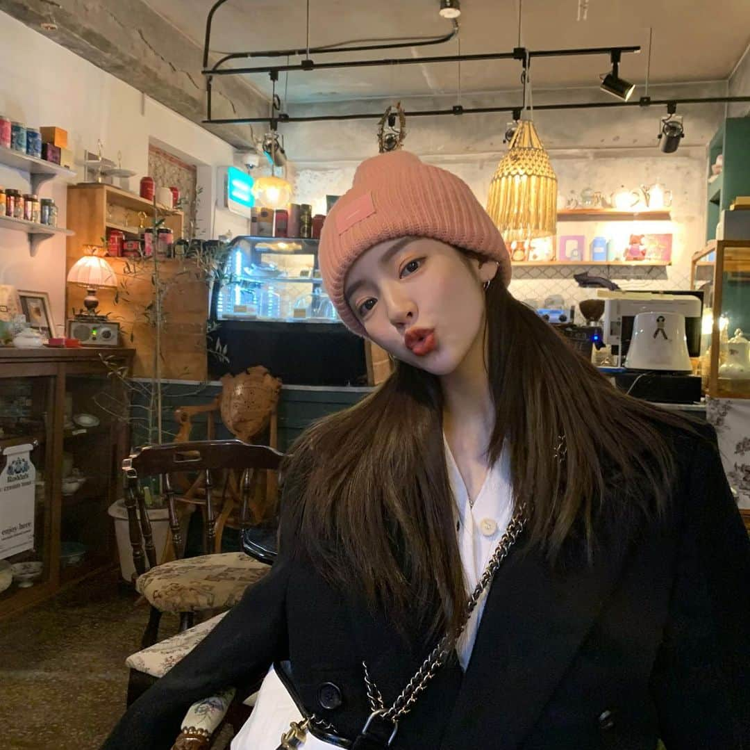 ziyooniさんのインスタグラム写真 - (ziyooniInstagram)「엄마하고 데이트를 🥰」2月18日 22時15分 - ziyooni