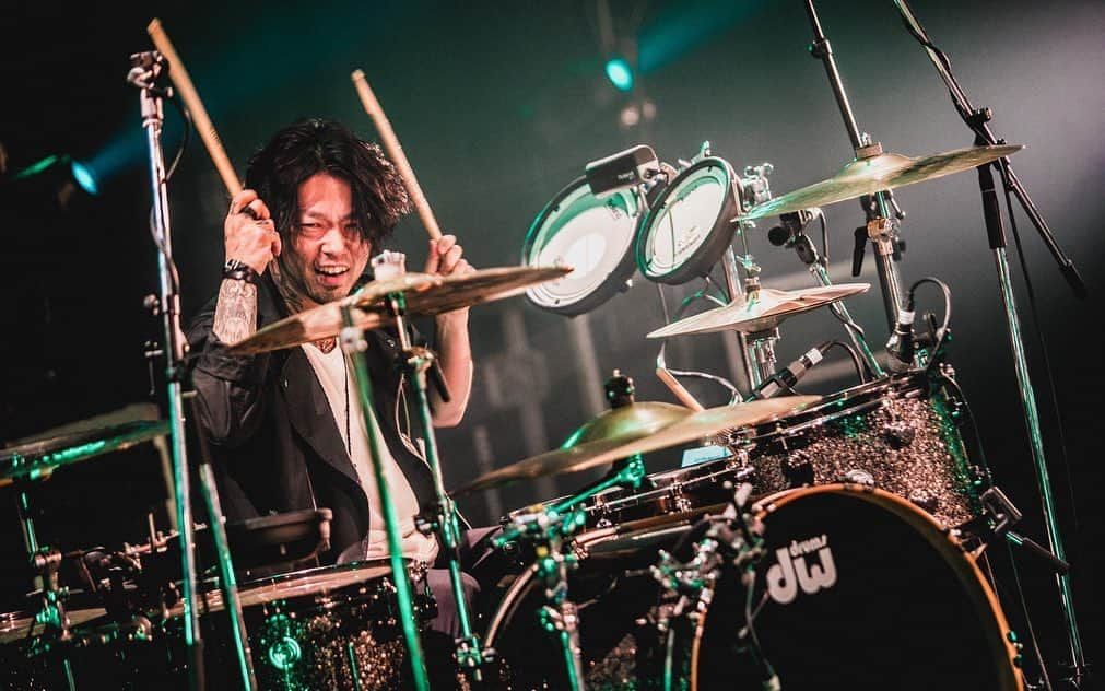 coldrainさんのインスタグラム写真 - (coldrainInstagram)「SPACE SHOWER TV 30TH ANNIVERSARY × モンスターエナジー モンスターロック LIVE 2020 東京 Photos by @yamada_mphoto  #coldrain #モンスターロック #スペシャ」2月18日 22時29分 - coldrain_official