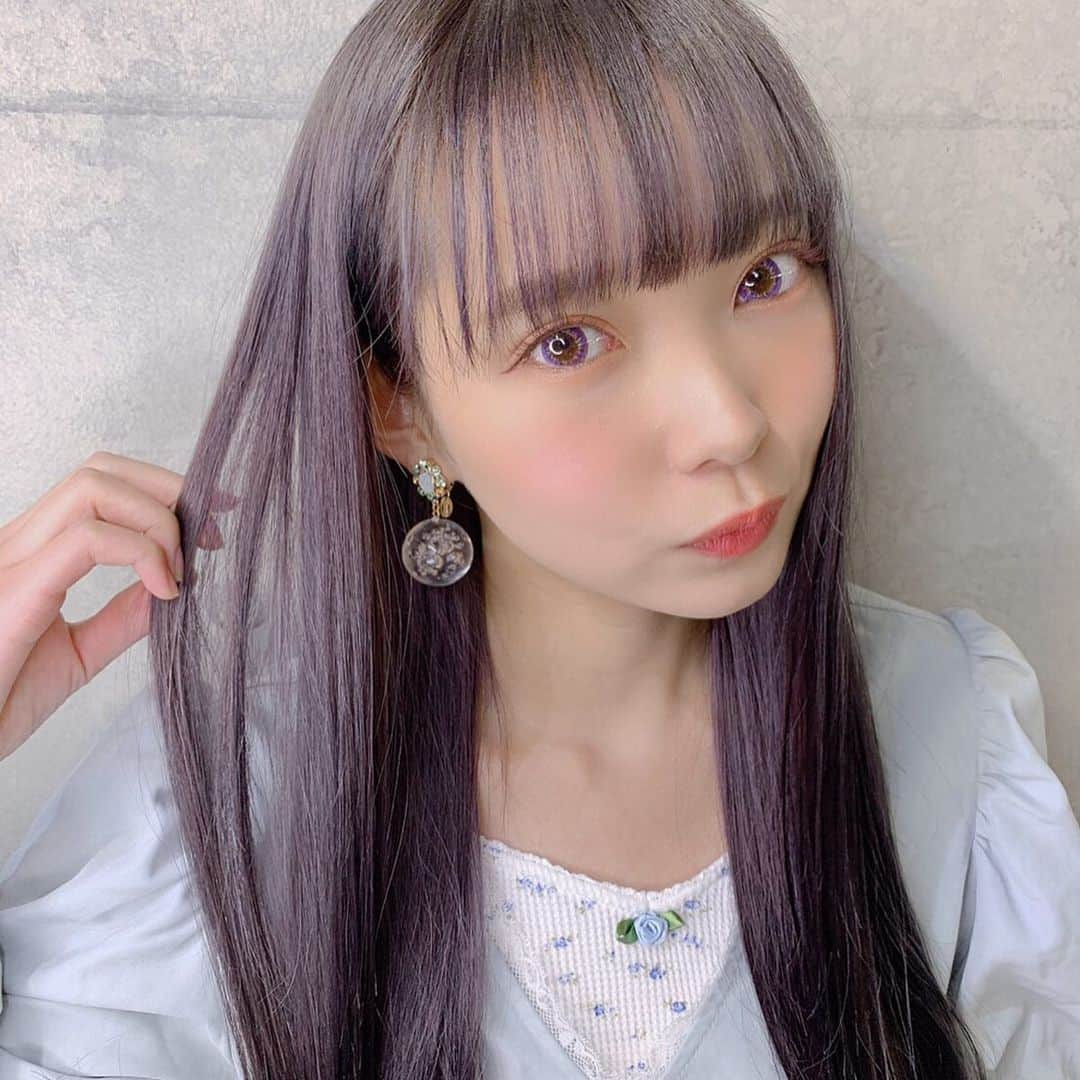 mimさんのインスタグラム写真 - (mimInstagram)「イメチェンしたよ ちょっと暗くなりました💜 担当は　@pizzicato___shibui さん」2月18日 22時24分 - mim_11_11