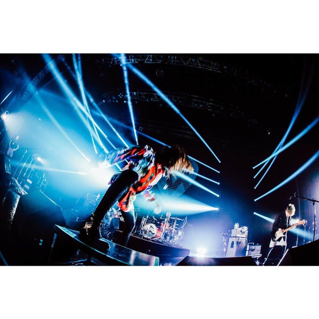 柳沢亮太さんのインスタグラム写真 - (柳沢亮太Instagram)「2020.02.18 Zepp Tokyo ”ROCK AX Vol.4” w）#SiM #rockax @junpeihiyoshi」2月18日 22時51分 - yayayayanagi