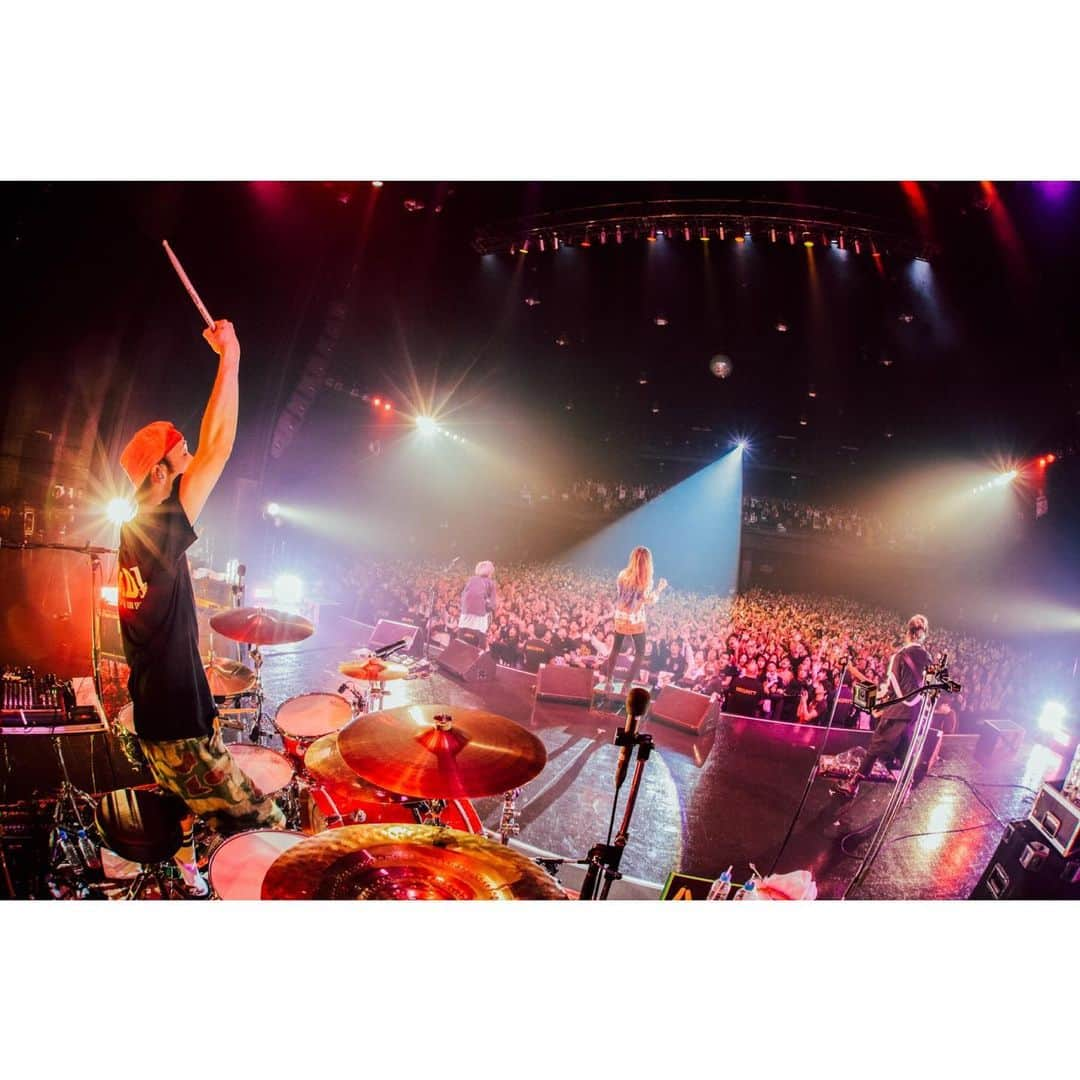 柳沢亮太さんのインスタグラム写真 - (柳沢亮太Instagram)「2020.02.18 Zepp Tokyo ”ROCK AX Vol.4” w）#SiM #rockax @junpeihiyoshi」2月18日 22時51分 - yayayayanagi