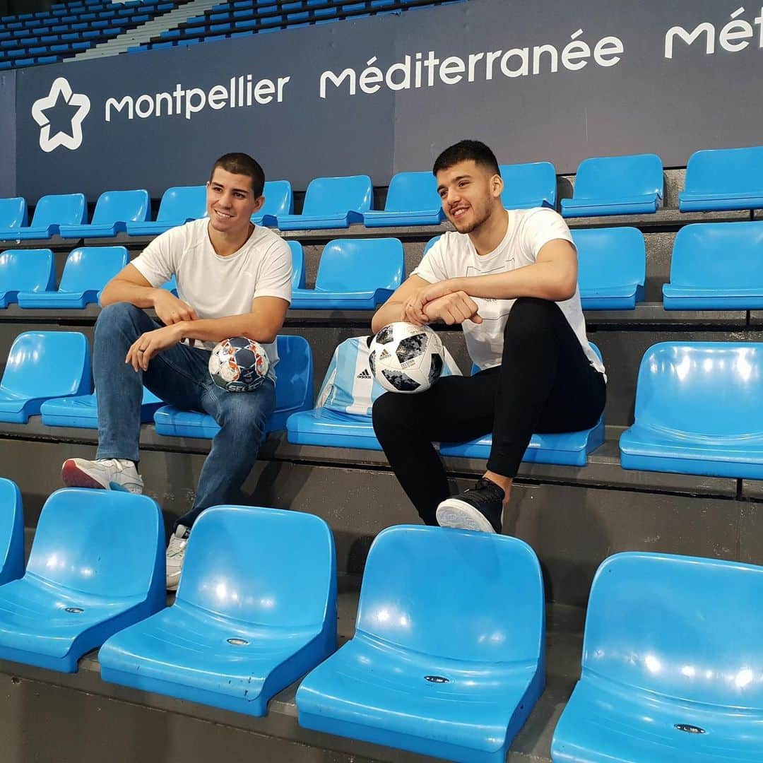 ヘロニモ・ルジのインスタグラム：「Dos Argentinos en Montpellier 🇦🇷 @chinosimonet」