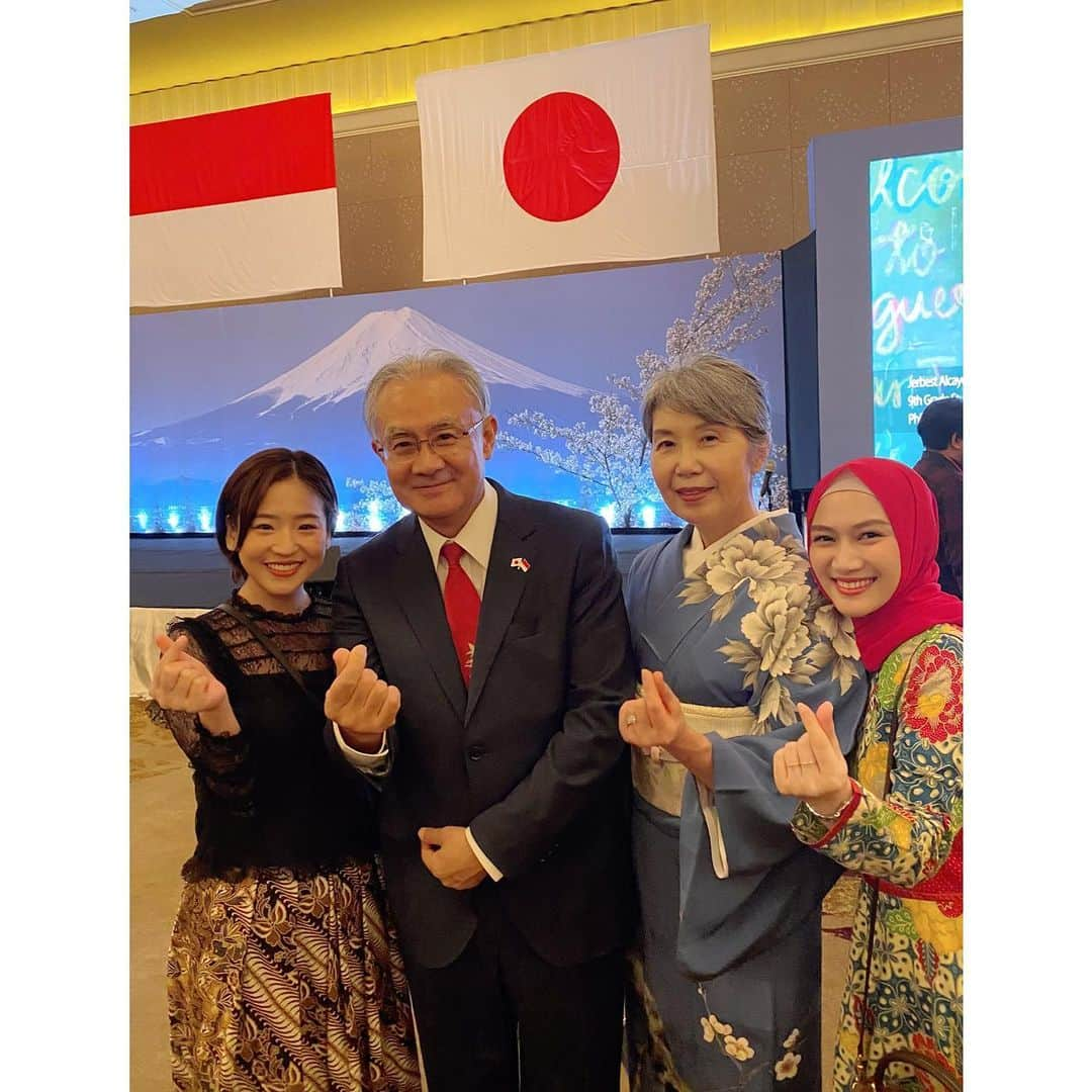 仲川遥香さんのインスタグラム写真 - (仲川遥香Instagram)「Japan🇯🇵×Indonesia🇮🇩 #indonesia #japan #jakarta #haruka #harukanakagawa #インドネシアタレント #ジャカルタ生活 #ジャカルタ在住 #石井大使 #仲川遥香 #日本インドネシア #架け橋」2月19日 0時01分 - haruuuu_chan