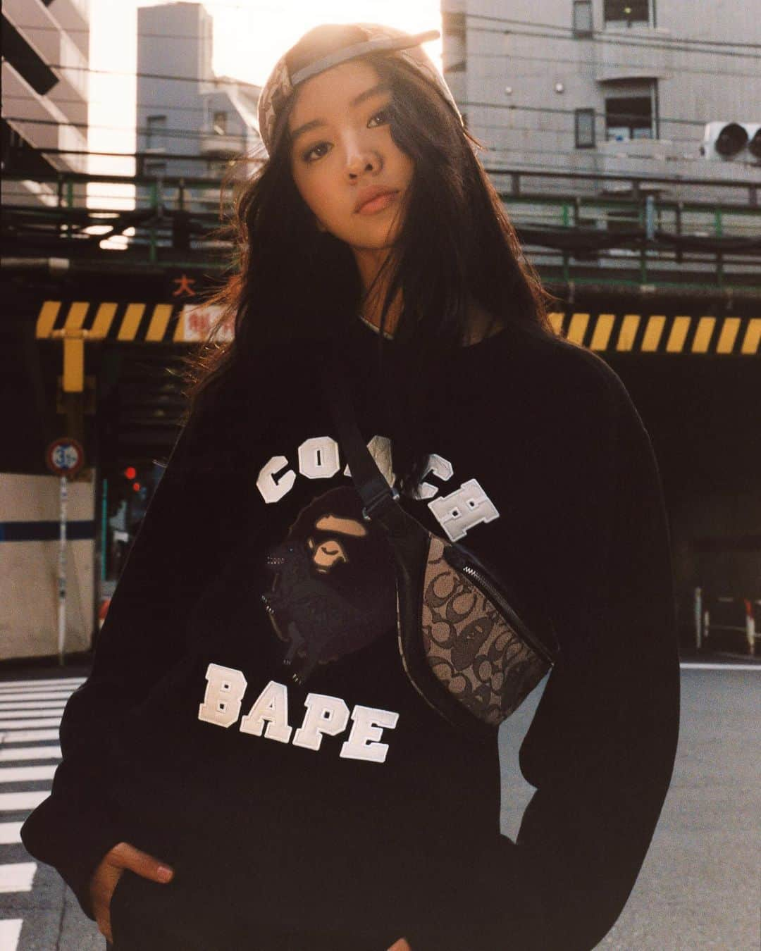 HYPEBEASTさんのインスタグラム写真 - (HYPEBEASTInstagram)「@hypebeaststyle: @coach has announced the launch of @bape_us x Coach, a collaboration between America’s original house of leather and the pioneers of Japanese streetwear. Featured in Coach’s Signature pattern crossed with BAPE®’s Ape Head logo, the collection represents a fusion of the established codes of both brands, and celebrates the unique attitudes of their hometowns, New York City and Tokyo. Visit the link in bio for more photos and information.⁠⠀ Photo: Coach」2月19日 0時13分 - hypebeast