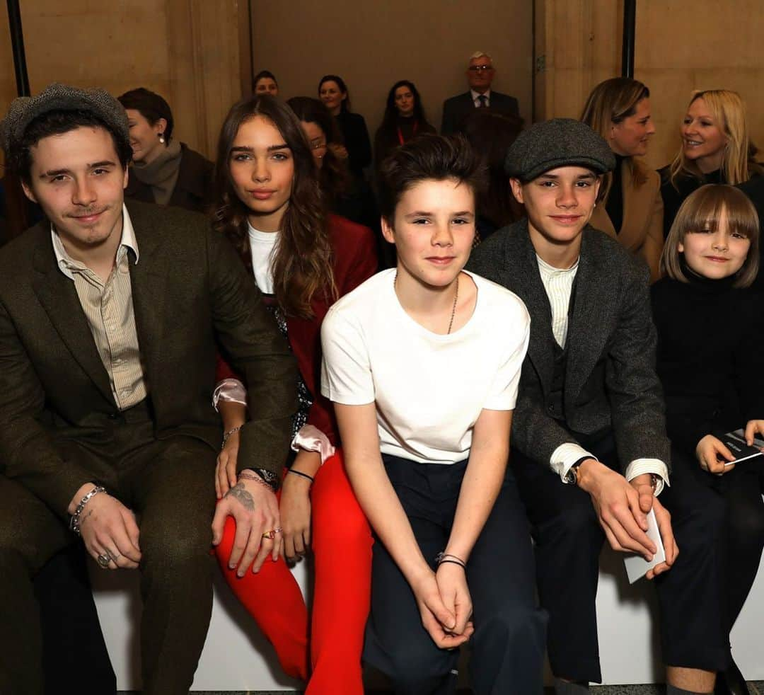 Vogue Parisさんのインスタグラム写真 - (Vogue ParisInstagram)「One of the most iconic moments of Fashion Week each season is @DavidBeckham and the whole Beckham family on the front row of @VictoriaBeckham’s show. Swipe left for a look back through the ages.」2月19日 0時46分 - voguefrance