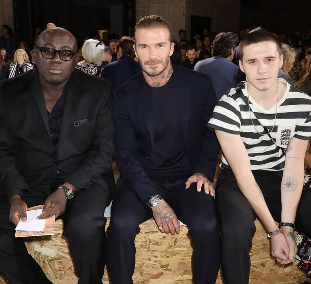 Vogue Parisさんのインスタグラム写真 - (Vogue ParisInstagram)「One of the most iconic moments of Fashion Week each season is @DavidBeckham and the whole Beckham family on the front row of @VictoriaBeckham’s show. Swipe left for a look back through the ages.」2月19日 0時46分 - voguefrance