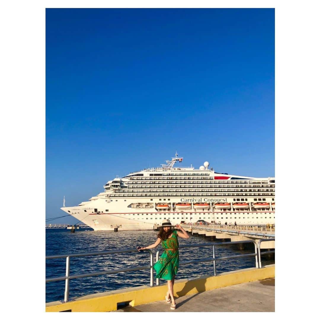 山田優依さんのインスタグラム写真 - (山田優依Instagram)「Cruise routine 🏃‍♀️ . ヨーロッパクルーズでも船内のジムは行ったけど、 最近ボディメイクに燃えているのもあって今回は 毎日起床後就寝前にしっかりジムサウナジャグジー☺️ . どれも海を臨める場所にあるから 本当に最高のワークアウトクールダウン時間🤩 . #CaribbeanSea #Cruise #CaribbeanCruise #CarnivalConquest」2月19日 1時12分 - yui_gourmetwalker