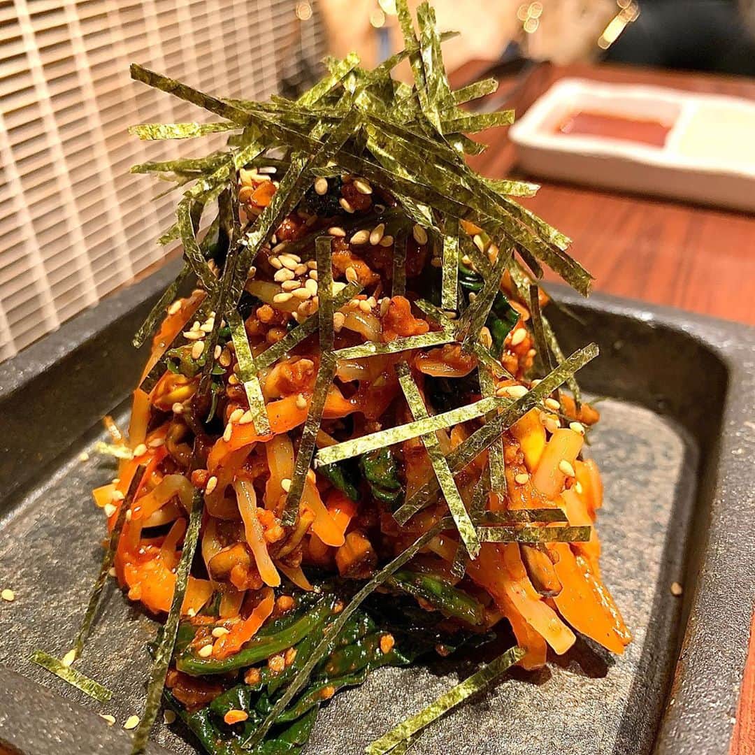 長江里加さんのインスタグラム写真 - (長江里加Instagram)「・ 記録用で撮ったのですが、 美しかったのでまとめました。 いいお肉です☺️」2月19日 1時29分 - o_rikachi_o