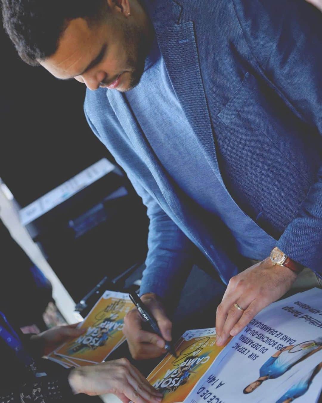 ジョー＝ウィルフリード・ツォンガのインスタグラム：「C’est toujours très dur de ne pas pouvoir jouer, mais merci @open13marseille pour ces bons moments ! 👍🏽 Et merci à tous pour vos gentils messages ... 🙏🏽 I’ll be back soon 👊🏽 #tsongateam #open13」