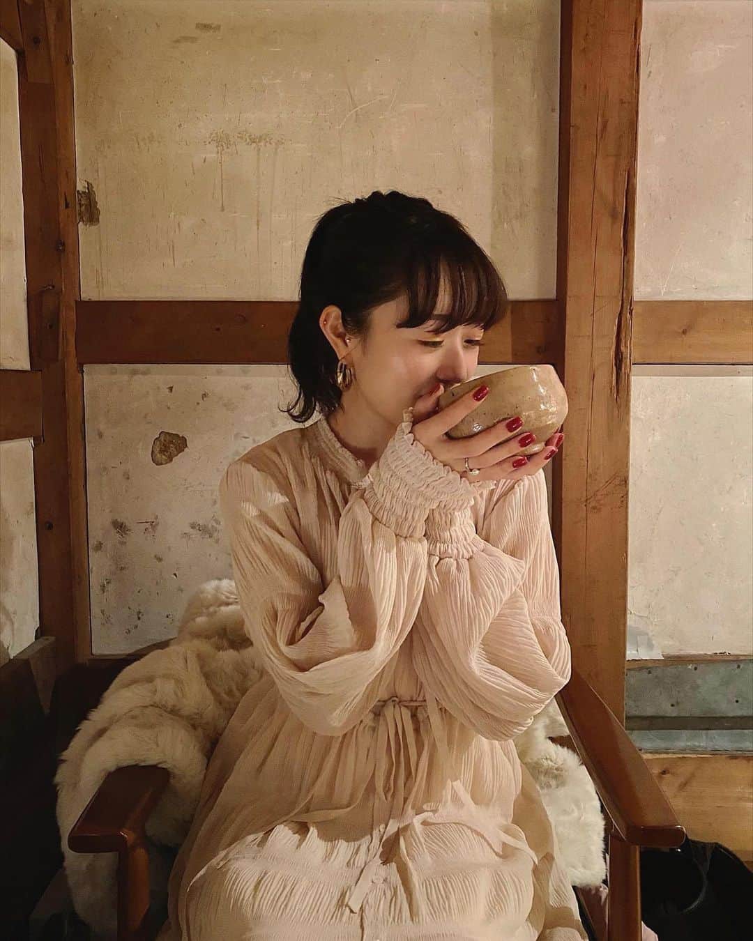 吉田佳菜さんのインスタグラム写真 - (吉田佳菜Instagram)「ㅤㅤㅤㅤㅤㅤㅤㅤㅤㅤㅤㅤㅤ ㅤㅤㅤㅤㅤㅤㅤㅤㅤㅤㅤㅤㅤ 金沢に行ったら絶対行きたいと思ってた 金澤ひがし 菓舗 Kazu Nakashima🍵 ㅤㅤㅤㅤㅤㅤㅤㅤㅤㅤㅤㅤㅤ フルーツ大福は期待を裏切らない美味しさでした！♡🍓🍊🥝 ㅤㅤㅤㅤㅤㅤㅤㅤㅤㅤㅤㅤㅤ ㅤㅤㅤㅤㅤㅤㅤㅤㅤㅤㅤㅤㅤ #金澤ひがし菓舗kazunakashima  #金沢カフェ #ひがし茶屋町 #カフェ #ひがし茶屋町カフェ #フルーツ大福 #抹茶 #いちご大福 #みかん大福 #kana_chicode #ちわcode ㅤㅤㅤㅤㅤㅤㅤㅤㅤㅤㅤㅤㅤ」2月19日 11時31分 - yshdkana