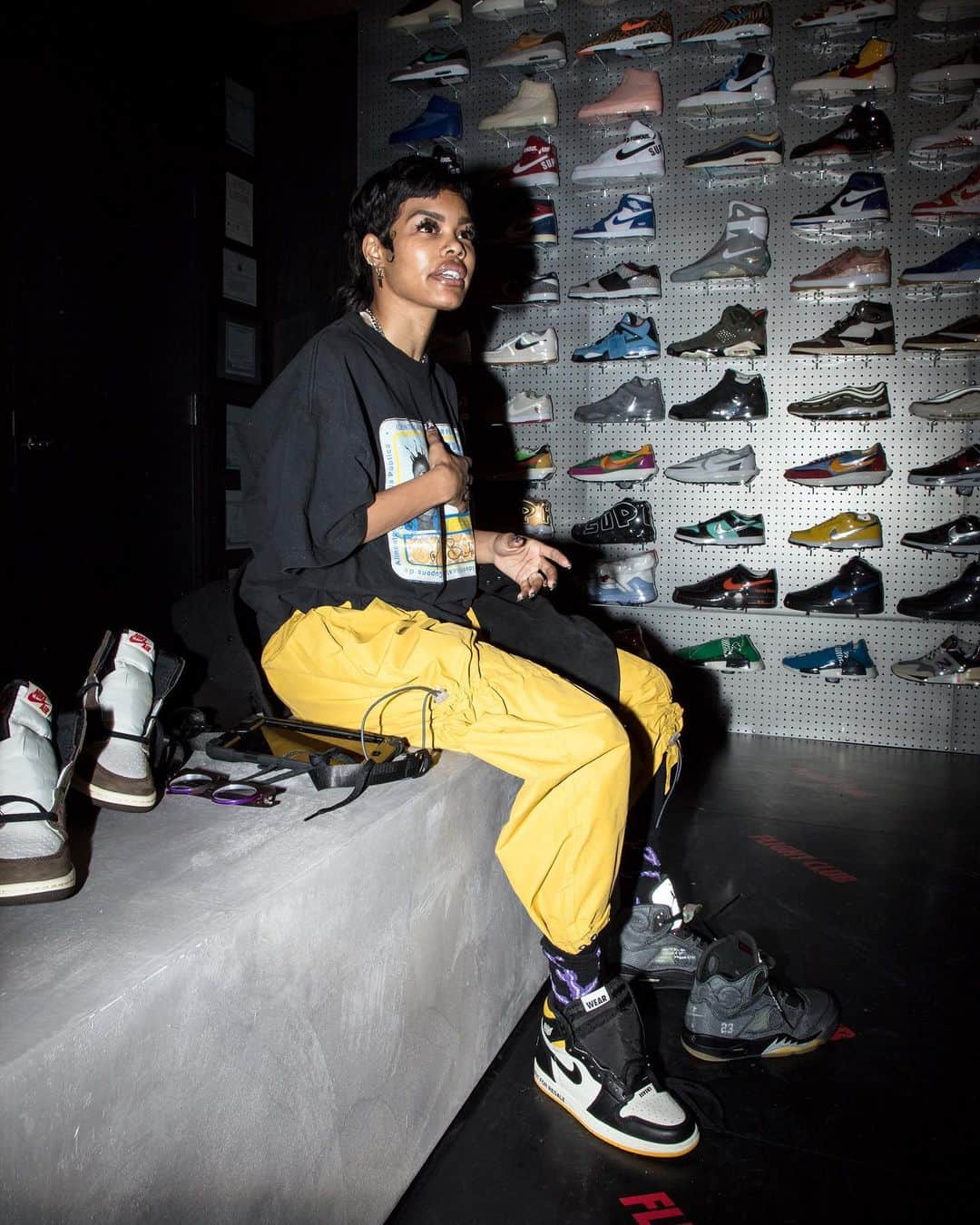 Flight Clubさんのインスタグラム写真 - (Flight ClubInstagram)「From Harlem to Chicago. As a part of FC's Friends & Family, @teyanataylor paid our FC Chicago pop-up a visit to get her ASW started.」2月19日 11時41分 - flightclub
