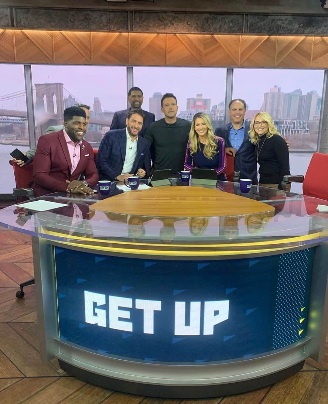 のインスタグラム：「Thanks for having me! #Repost @getupespn: Great to have @benaffleck in the studio today! One of the biggest sports fans we know. #TheWayBack」