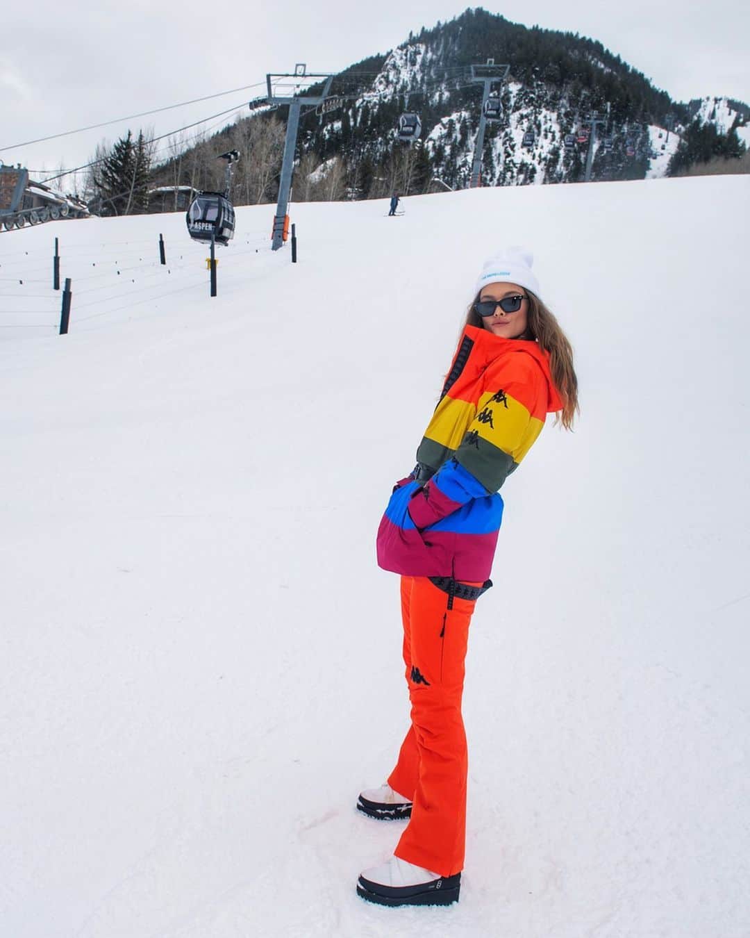ニーナ・アグダルさんのインスタグラム写真 - (ニーナ・アグダルInstagram)「Cool AF ski outfit @kappa ✅ Improvement on the slopes ✅ Good times @thesurflodge ✅ Bye Aspen — it was nice to meet you 🤗 pics by @madisonmcgaw」2月19日 6時13分 - ninaagdal