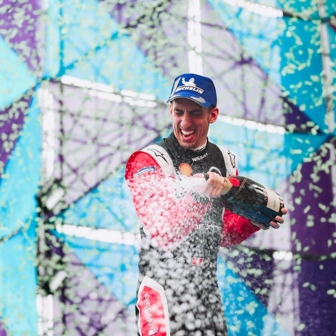 Nissanさんのインスタグラム写真 - (NissanInstagram)「Congratulations @Sebastien_buemi on his brilliant third place in an intensely fought Mexico City E-Prix⚡️#Nissan #FormulaE #MexicoCityEPrix」2月19日 7時01分 - nissan