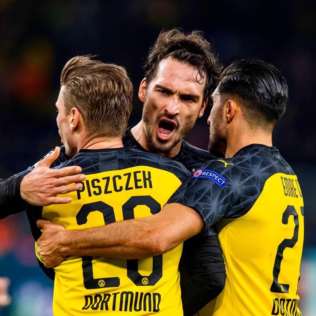 マッツ・フメルスのインスタグラム：「Love these CL-nights 🔥」