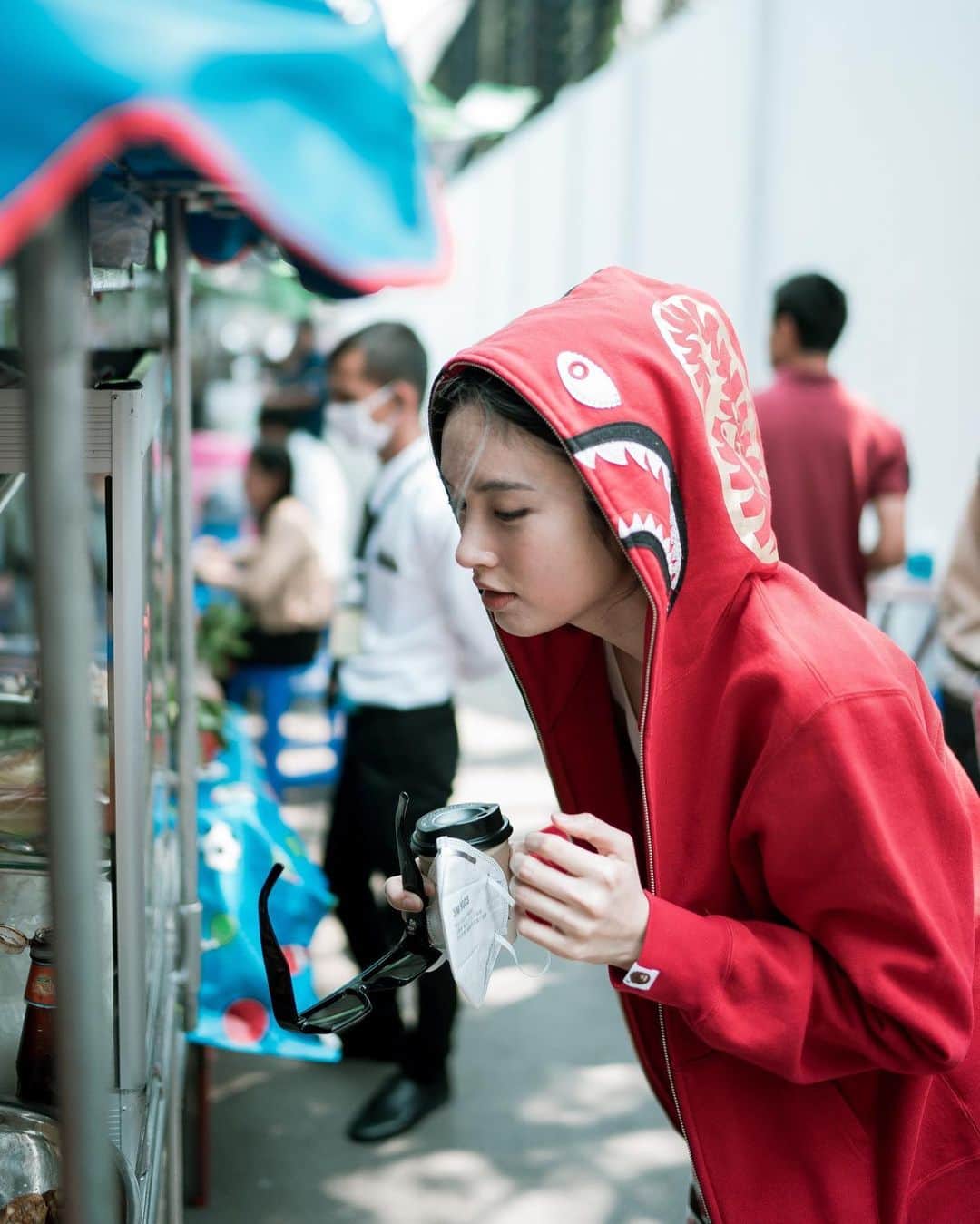 ポーイ・タリーチャダー ペッチャラットのインスタグラム：「Best street food is only in Bangkok.😋」