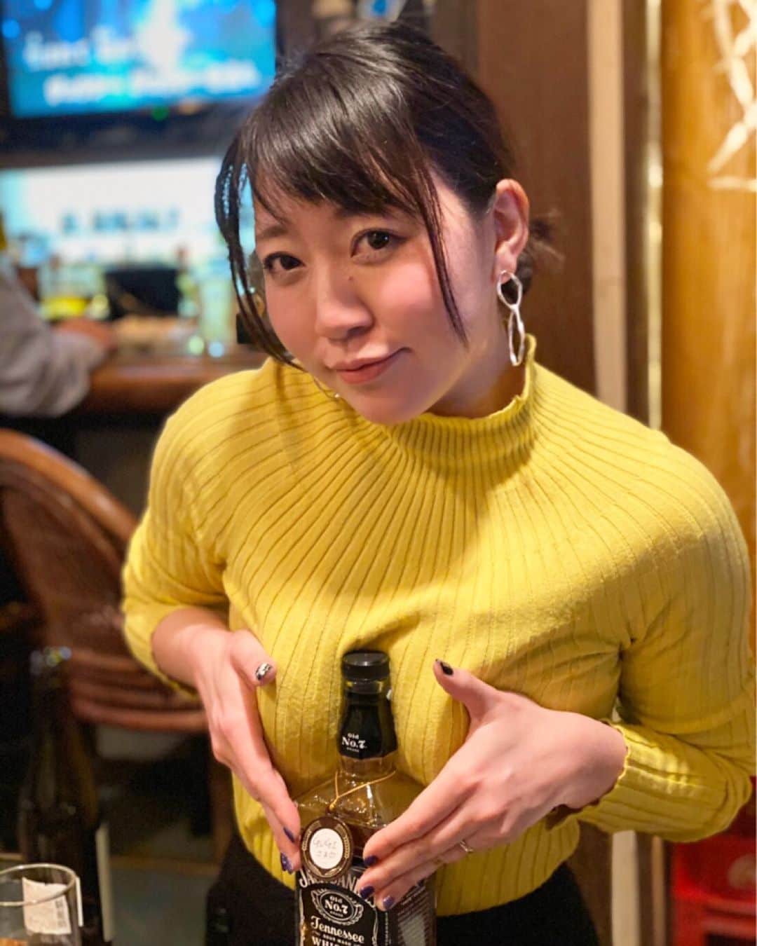ちゃんまいさんのインスタグラム写真 - (ちゃんまいInstagram)「・ ・ グギさん、ちゃんまいを可愛く撮る天才では📸 ・ #ベッドイン #japanese #sexy #idol」2月19日 9時03分 - dakko_shite_cho3