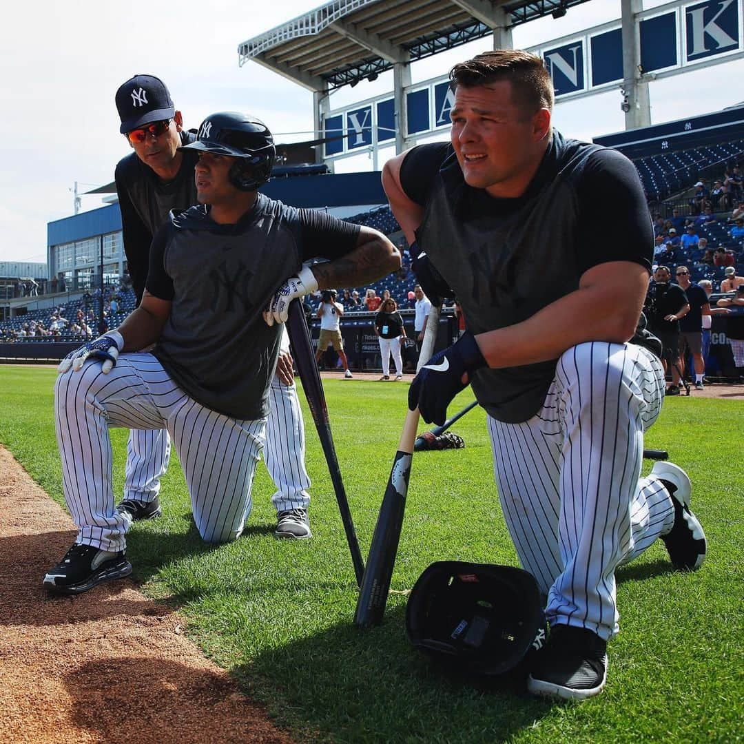 ニューヨーク・ヤンキースさんのインスタグラム写真 - (ニューヨーク・ヤンキースInstagram)「Day 1 Crew.」2月19日 9時15分 - yankees