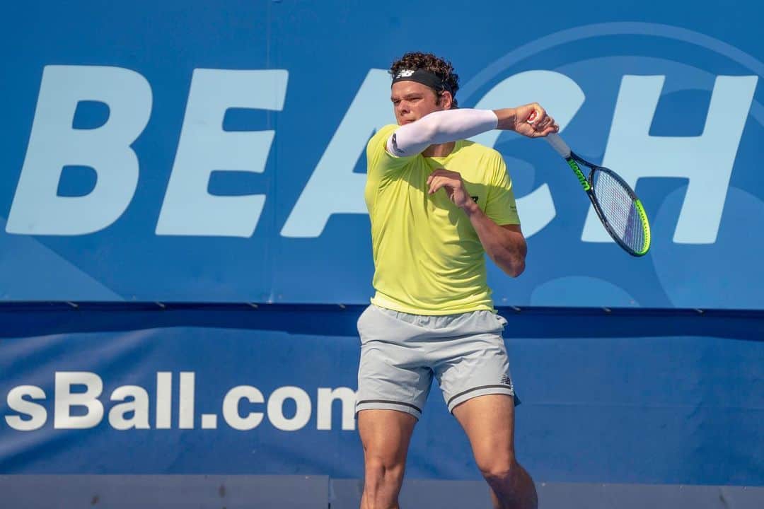 ミロシュ・ラオニッチのインスタグラム：「Didn’t get to go to the beach today but I had a good day on the court.」