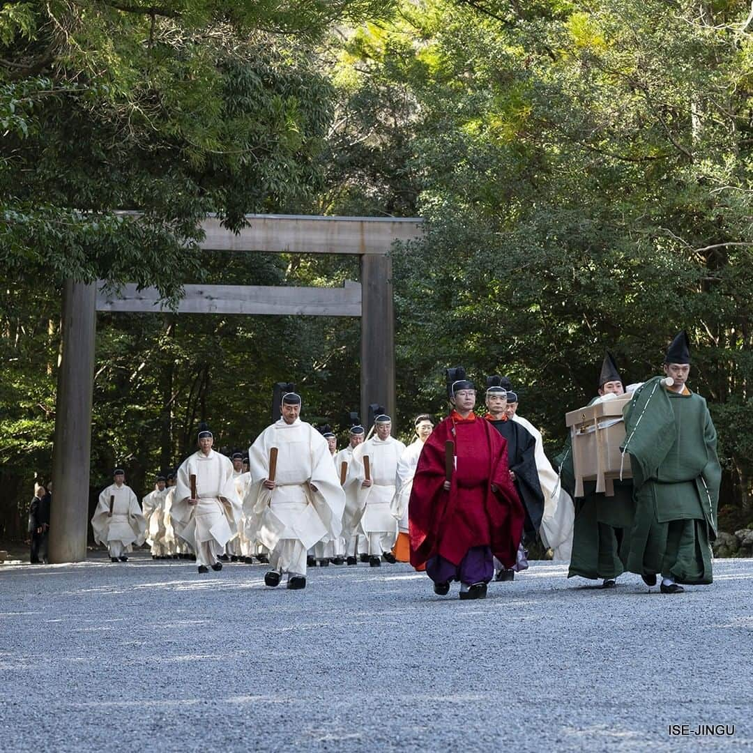 伊勢神宮さんのインスタグラム写真 - (伊勢神宮Instagram)「#伊勢神宮 #神宮 #神社 #心のふるさと #内宮 #祈年祭 #奉幣 #参進 #五穀豊穣 #ISEJINGU #JINGU #SOUL_of_JAPAN #Japan #Jinja #Shinto #Naiku #Kinen_sai #Houhei」2月19日 11時00分 - isejingu.official