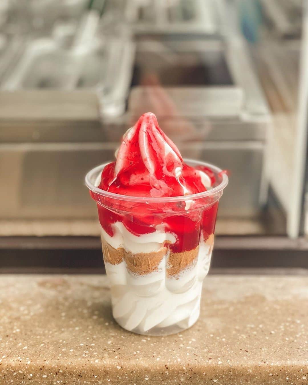 McDonald's Philippinesのインスタグラム：「Because you deserve a treat today! 😋 🍦 What’s your go-to combination? @thefoodieinac surely loves strawberry syrup + crushed grahams! 😀 *Available in Dessert Centers only.」