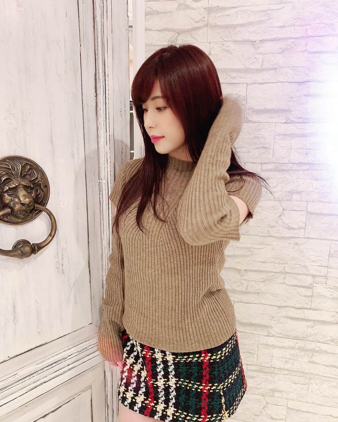 のインスタグラム：「髪切って雰囲気変わった？かもしれぬ。」