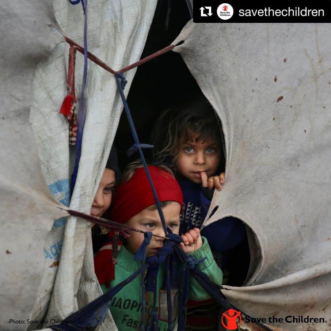 カミラ・カベロさんのインスタグラム写真 - (カミラ・カベロInstagram)「as many as 7 children - including a 7 month- old baby- have died from freezing temperatures and horrific conditions in camps like this in Syria- these kids should be playing in the snow, not fighting for their lives in it, let’s please spread awareness and contribute to @savethechildren if you can help, go to their website... even a dollar can make a difference. ・・・ Fears are growing for #Syrian children and families hit by freezing winter weather. Many lack warm clothing and live in flimsy tents with little protection against the elements. No child deserves to live like this. Tap the link in the bio to learn how we're responding to the needs of Syrian children like Samar, Shirin, and Layla.⁠ .⁠#Feezing #ColdWeather #Snow #SavetheChildren #FreezingTemperatures #Cold #DoGood #SocialGood #nonprofit #charity #HowToHelp」2月19日 21時48分 - camila_cabello