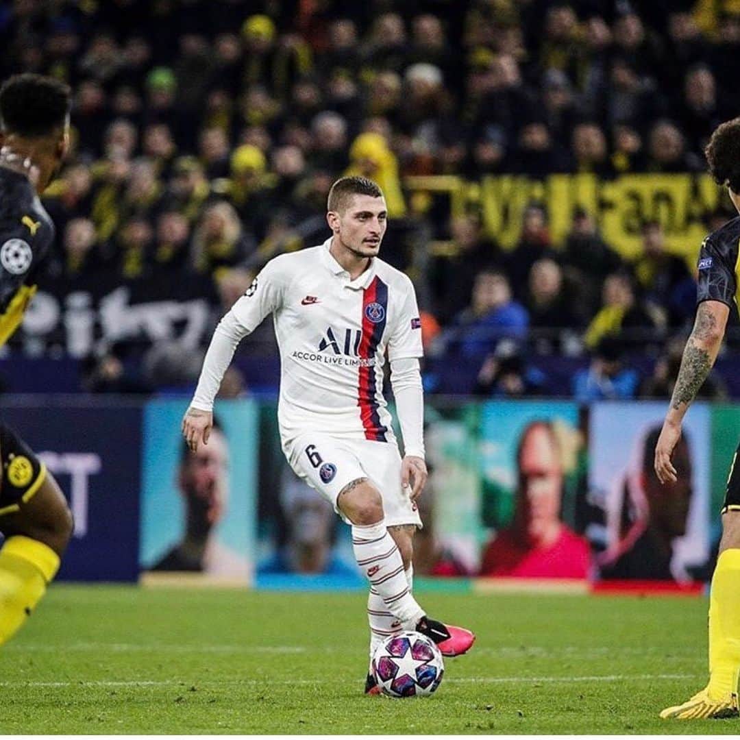 マルコ・ヴェッラッティのインスタグラム：「Rien n’est perdu , encore 90 minutes dans notre stade avec nos supporters🔴🔵」