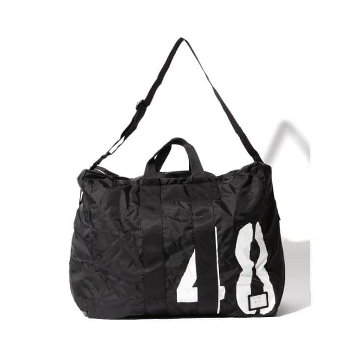 のインスタグラム：「【Recommend item】PORTER × B印 ヨシダ (GS) / 別注 パッカブル ダッフルバッグ（48L） . 48L容量のパッカブルタイプ . 軍の装備品や携行品をモチーフにしたデザインをベースに、アクリルコーティングを施したリップストップナイロンを用いたパッカブルシリーズ。 . ミリタリーステンシルを大胆にも入れた無骨な仕様の＜B印 ヨシダ＞リミテッドモデル。 ステンシルの数字は、実は内容量のリッターを示しています。 旅行やアウトドアシーンで活躍する一品です。 . PRICE: ¥28,000+TAX . #bjirushiyoshida #B印YOSHIDA#BEAMS#ビームス#yosidakaban#吉田カバン#ポーター#porter #비지루시요시다 #도쿄 #다이칸야마 #빔스 #빔즈#포터 #데일리룩 #YOSHIDAlineup#naritaairport #成田空港 #travel#旅行#madeinjapan#tokyo#exclusive#fashion」