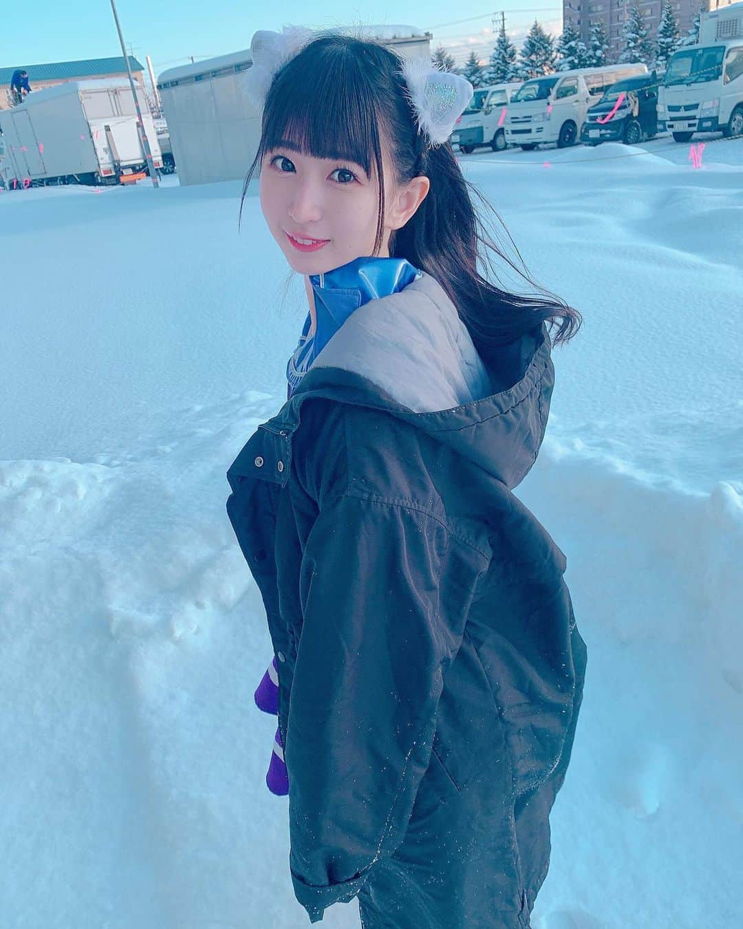 谷麻由里さんのインスタグラム写真 - (谷麻由里Instagram)「雪の妖精さん🧚‍♂️💕💕 愛しくなぁ〜れ(❁∩´ω`)⊃━☆゜.*・。 #雪祭り #雪 #谷麻由里 #北海道 #キラフォレ #アイドル #ライブ」2月19日 15時08分 - mayusamatokeiyaku