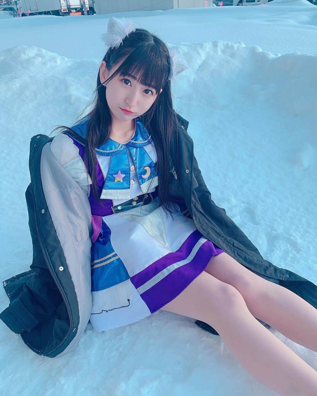 谷麻由里さんのインスタグラム写真 - (谷麻由里Instagram)「雪の妖精さん🧚‍♂️💕💕 愛しくなぁ〜れ(❁∩´ω`)⊃━☆゜.*・。 #雪祭り #雪 #谷麻由里 #北海道 #キラフォレ #アイドル #ライブ」2月19日 15時08分 - mayusamatokeiyaku