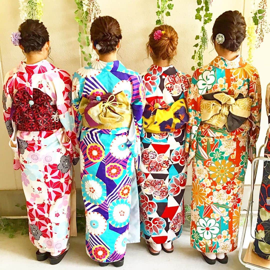 金沢着物レンタルshop心結〜kokoyui〜さんのインスタグラム写真 - (金沢着物レンタルshop心結〜kokoyui〜Instagram)「4人並ぶととっても写真が映えますね🧡帯もとっても可愛いです🎀  #Kanazawa#金沢きものレンタル #金沢#kokoyui#kimono#心結#着物#金沢きもの #金沢旅行#着物レンタル#着物レンタル心結#心結着物」2月19日 15時19分 - kokoyui_kimono
